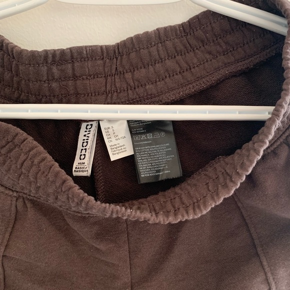 H&M Sweatshorts - Picture 3 of 3